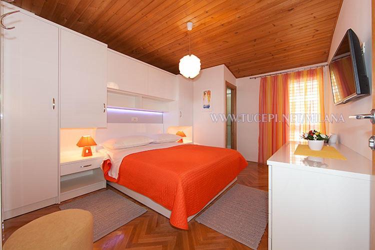 Apartments Milana Тучепи Экстерьер фото