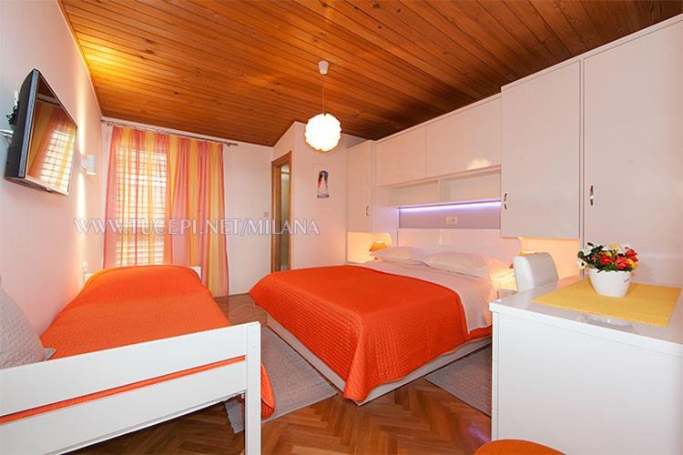 Apartments Milana Тучепи Экстерьер фото