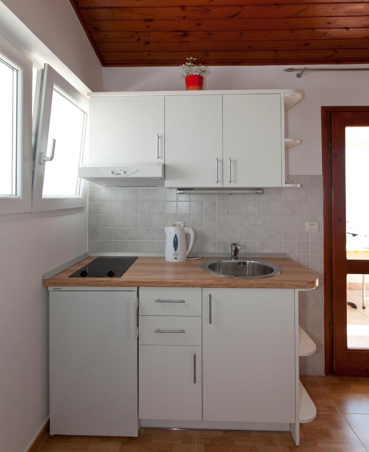 Apartments Milana Тучепи Экстерьер фото