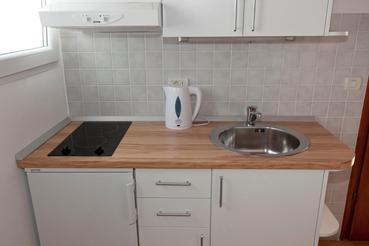 Apartments Milana Тучепи Экстерьер фото